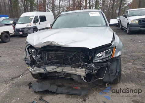 2010 Audi Q5 3.2 Premium from USA, damaged, VIN WA1CKAFP4AA009727